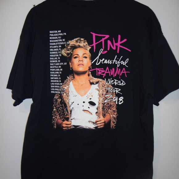 PINK BEAUTIFUL TRAUMA TOUR 2018 - Picture 3 of 3